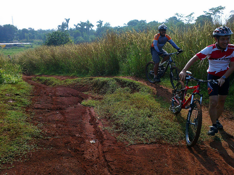 Polygon Collosus Series Test Ride